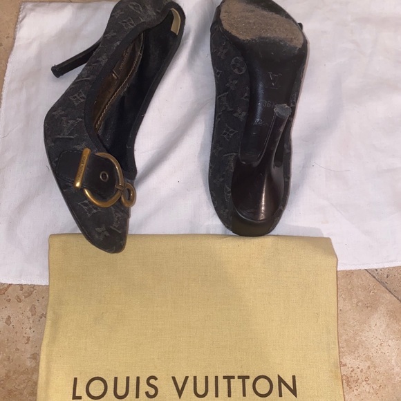 Louis Vuitton Heels - Picture 1 of 4